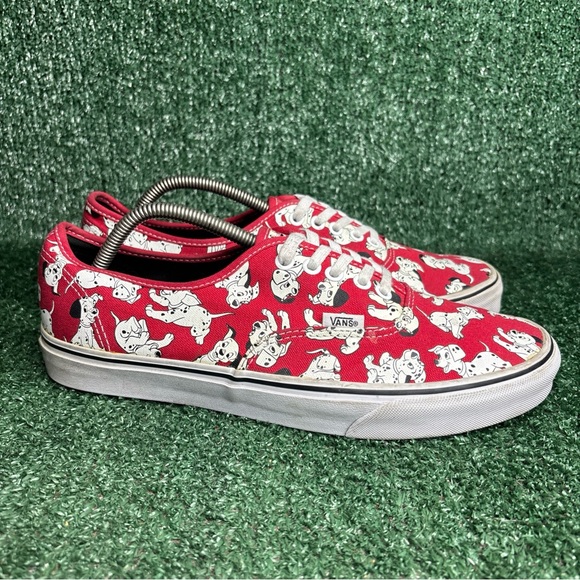 VANS Disney 101 Dalmatians Red White Sneakers RARE Limited Edition Men Size 10.5